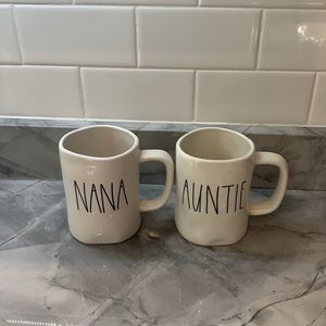 Rae Dunn mugs: auntie